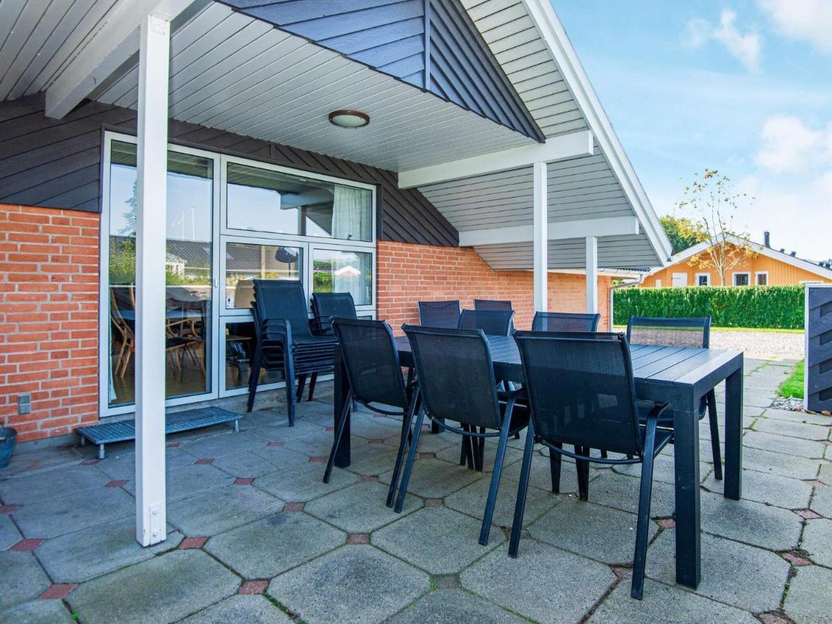 10 Person Holiday Home In Juelsminde Sonderby  Exterior foto